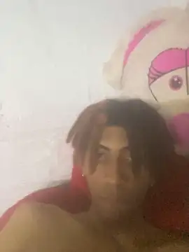 Show modela FUCKBOY_ZETA na web-kameri