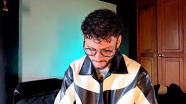 Czat XXX na żywo – Tadeo_Prieto_