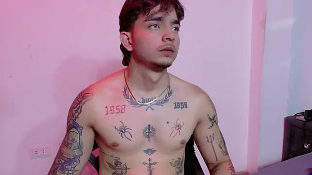 XXX chat uživo modela AliceandMax
