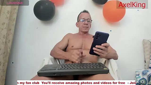 Chat +18 de _axelking_ ao vivo
