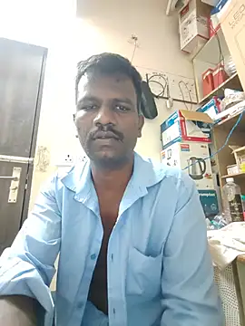 Paramkeerthi's Live XXX Chat