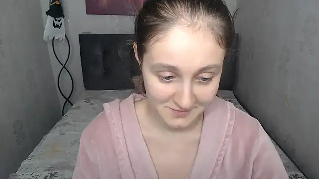 Czat XXX na żywo – Holliy_Cooper