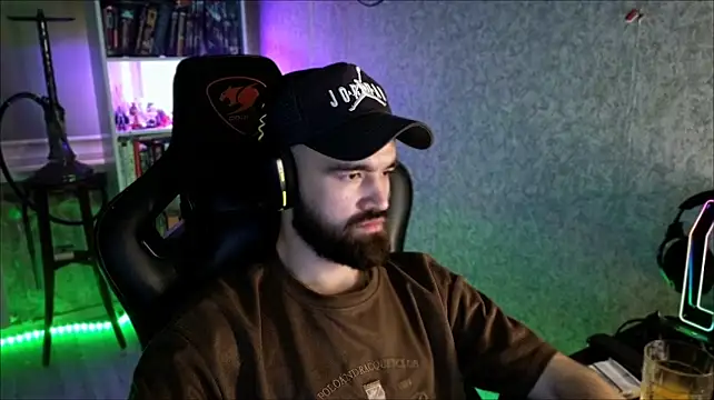 _Serious_Man Live XXX Chat