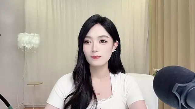 XXX chat uživo modela LiLy0608