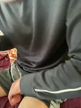 NchadeeQ_n7wiiiQ's Webcam Show