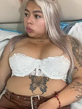 Chat +18 de Mia_Pick1 ao vivo
