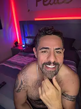 wolfbucker Live XXX Chat
