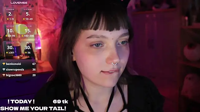 RileyNymphのライブXXXチャット