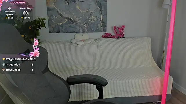 Kitty_Liikk Chat XXX live
