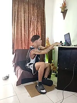HannibalLester's Live XXX Chat