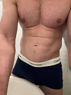 XXX chat uživo modela Bumbastic6Pack