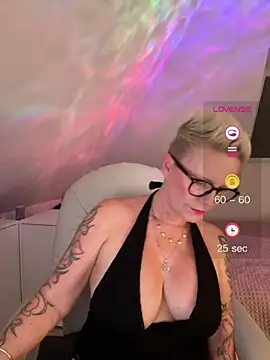 German_Milf Adlı Modelin Canlı XXX Sohbeti
