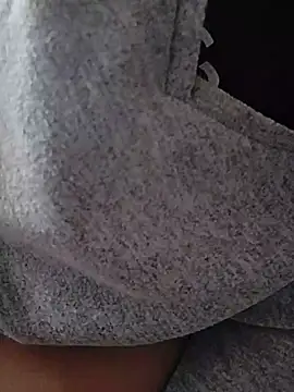 Chat +18 de Csinibomba ao vivo