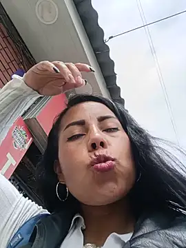 Chat +18 de _andrea30 ao vivo