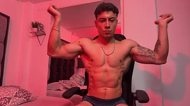 Chatroom XXX en direct de MR_MUSCLE