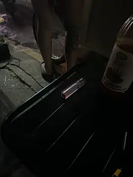 _AnneMia_ – Naživo XXX chat