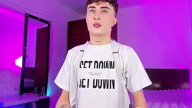 Chat XXX ao vivo de SebastianHilton
