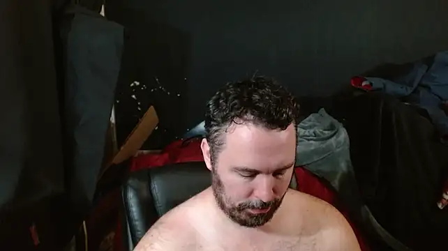 XXX chat uživo modela Metalstud