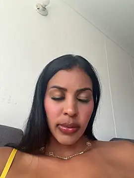 Valerie-S Chat XXX in diretta