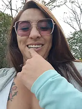 Chat XXX en directo de VALERY-94