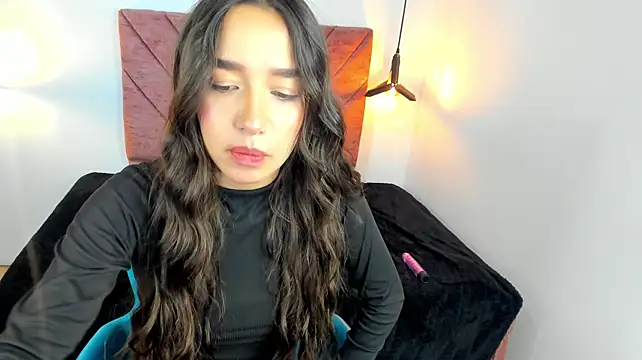Chat +18 de Emily__parker__ ao vivo