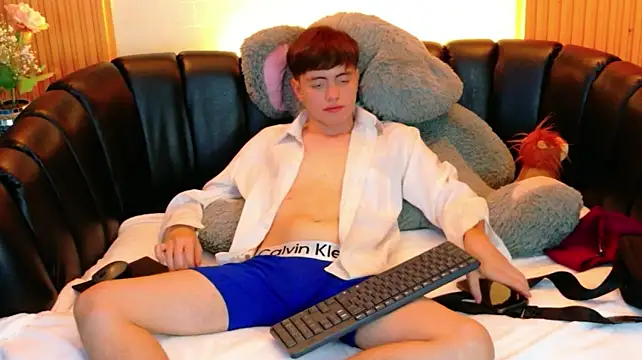 Brian_Montes Chat XXX in diretta