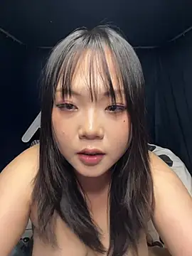 แชท XXX สดของ Esme-ai