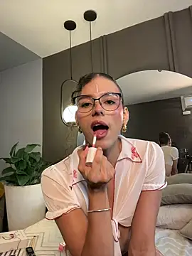 Luxa_Velvet Chat XXX in diretta