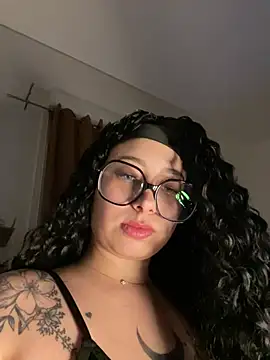 queenlo_xxxのライブXXXチャット