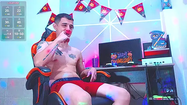 ADAM_HOT Chat XXX in diretta