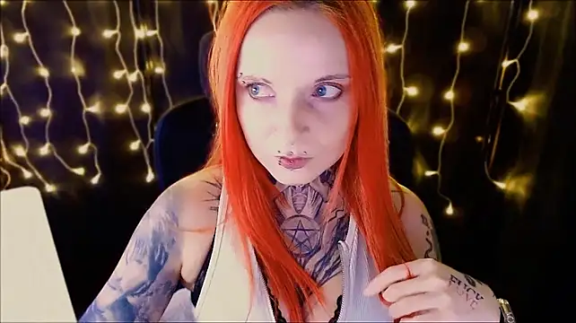 InesGold Chat XXX in diretta