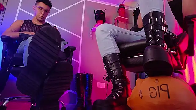 XXX chat uživo modela AngeloandEdward