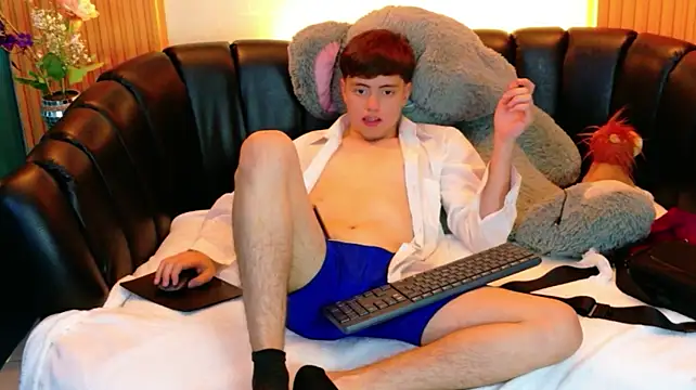 Brian_Montes Chat XXX live