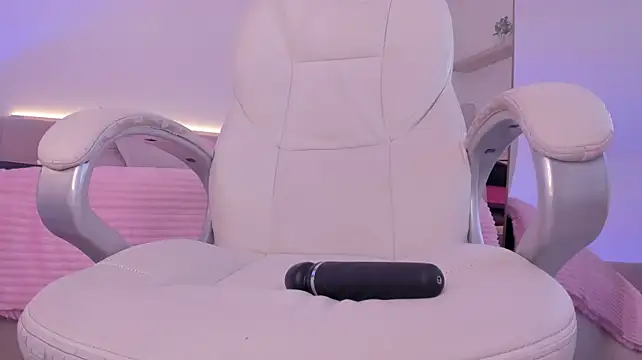 ahri_moon1's Live XXX Chat