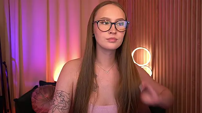 ViMilka Live XXX-chat