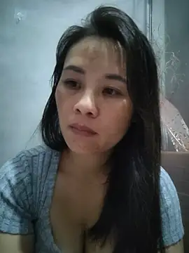 Cums_hot 即時 XXX 聊天