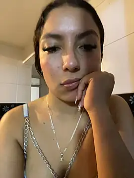 Julieth_ec_ Live XXX-Chat