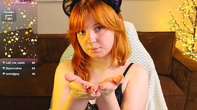 RinaMay18 XXX чат на живо
