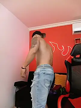 Mike_savage3 élő XXX-chatje