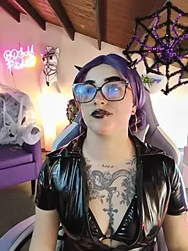 LilithDark666's Live XXX Chat