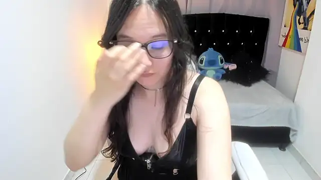 Wanda_sg élő XXX-chatje