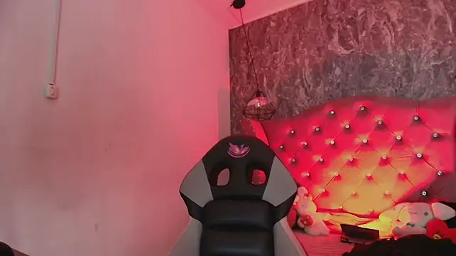 la_bommbasticn Live XXX chat