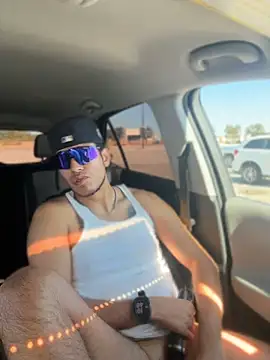 צ'אט XXX בשידור חי של StrokingDaddy4