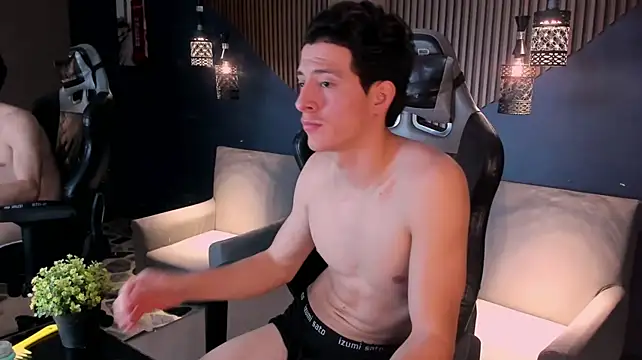 TheGhostforeeonss' Live XXX Chat