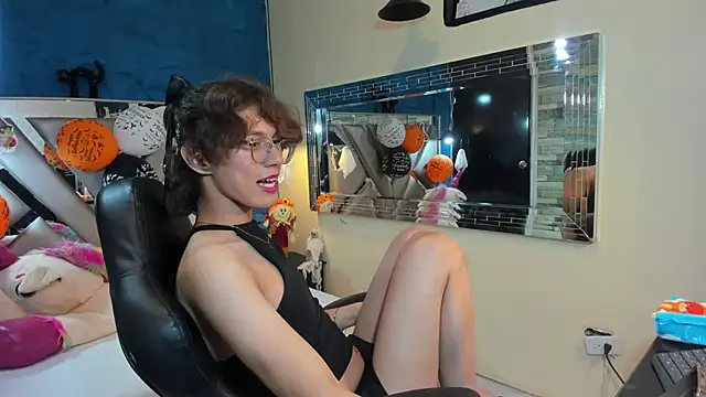 Jav_Frank Adlı Modelin Canlı XXX Sohbeti