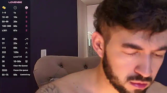 Chat +18 de MarkWalker__ ao vivo