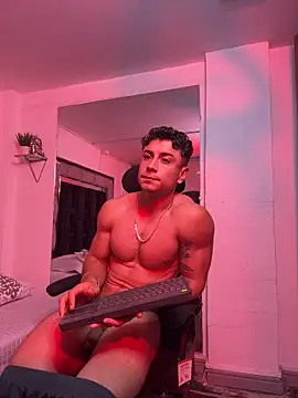 دردشة MR_MUSCLE الجنسية المباشرة