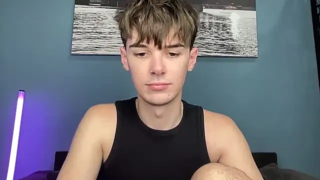 YourMilkyGuy 라이브 XXX 채팅