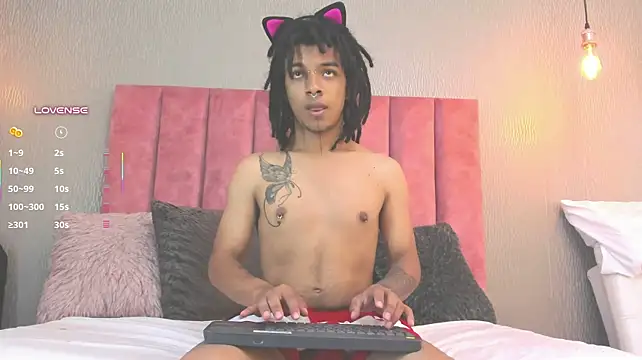 Lucas_jones Chat XXX in diretta