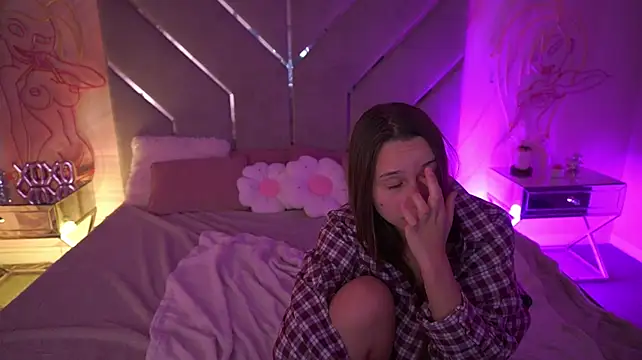 TinyNatalie Live XXX-Chat